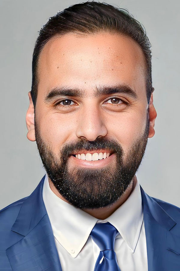 ali-takach-profile.jpg